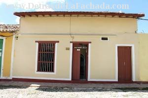 Calle Real del Jigüe # 91-A entre calle Guaurabo y calle San José.