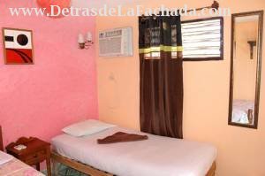 Calle Jesús María # 416 entre calle Boca y callejón del Olvido.