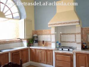 Alameda 153 e/c Real del Jigue y Cristo.