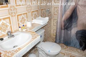 Calle Lirio Blanco # 311 entre calle San Procopio y calle Paz.