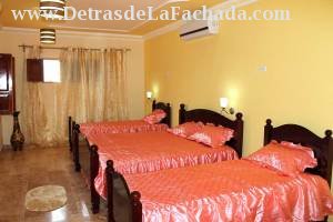 Calle Buen Retiro # 75 e/c calle Luz y San Procopio.