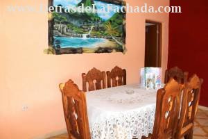 Cruz Verde # 225, entre calle Boca y calle Guaurabo.