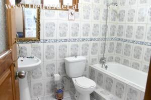 Calle Desengaño # 220-A entre calle Frank País y calle Cruz Verde.