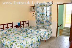 Calle Frank País # 399 entre calle Desengaño y calle Rosario.