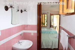 Calle Cruz Verde # 44 entre calle Desengaño y calle Rosario.