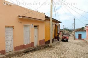 Pablo Pitch Girón 258 e/c Vicente Zuyama e Independencia.