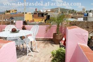 Calle Jesús María # 416 entre calle Boca y callejón del Olvido.