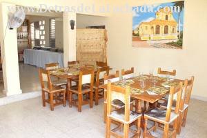 Calle San Procopio 216 entre calle Borrell y Frank País.