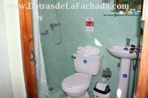 Calle Rosario # 135 entre calle Frank País y calle Cruz Verde.