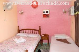 Calle Jesús María # 416 entre calle Boca y callejón del Olvido.