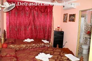 Calle Vigía # 59-C entre calle Gutiérrez y calle Gracia.