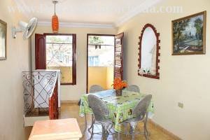 Calle Lirio Blanco # 311 entre calle San Procopio y calle Paz.