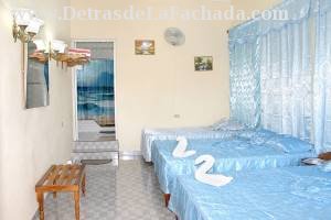 Calle Colón # 367 entre calle Alameda y calle Guásima.