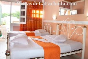 Calle Santo Domingo # 169-A entre calle Borrell y calle Jesús María.