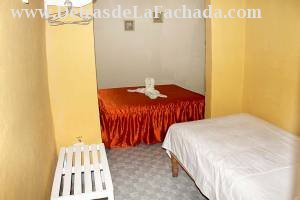 Calle Desengaño # 77 entre calle Reforma y calle Esmeralda.