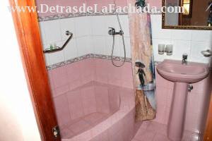 Calle Gutiérrez # 556 entre calle Desengaño y calle Boca.