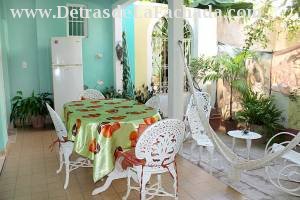 Calle Real del Jigüe # 91-A entre calle Guaurabo y calle San José.