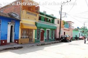 Pedro Zerquera #160-B e/ Camilo Cienfuegos y Lino Perez.