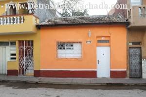 Manuel Puerto # 14 e/c Pedro Zerquera y Anastacio Cárdenas.