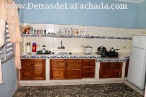 Calle Real # 34-B entre San José y Campo. Playa La Boca.