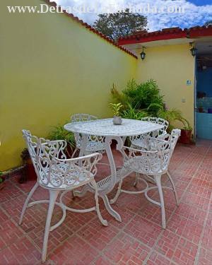 Calle Manuel Puerto #10 entre Pedro Zerquera (Aguacate) y Anastacio Cárdenas (Reforma)