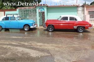 Calle Frank País # 12 entre Vigia y Julio Cuevas.