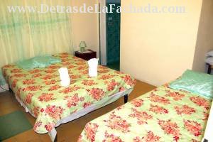 Media Luna 55-B e/c Jesus Menendez y Julio Antonio Mella.