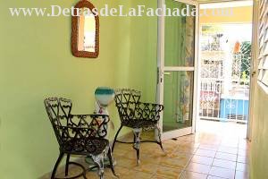 Calle Cruz Verde # 111 entre callejón de las Angarillas y calle Desengaño.