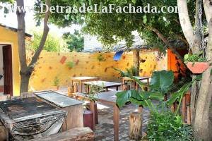 Calle Jovellanos # 167 esquina calle Perla.  Casilda.