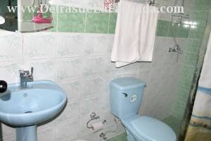 Calle Rosario # 117 entre callejón del Aguacate y calle Cruz Verde.