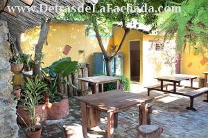 Calle Jovellanos # 167 esquina calle Perla.  Casilda.