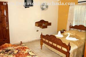 Calle E # 3 entre calle 2da y calle 4ta. Reparto 1ro de mayo.