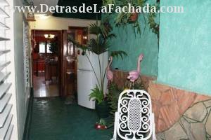 Pedro Zerquera #160-B e/ Camilo Cienfuegos y Lino Perez.