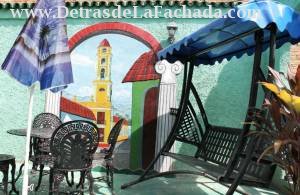 Pedro Zerquera #160-B e/ Camilo Cienfuegos y Lino Perez.