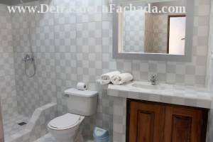 Calle América # 119 entre callejón de San Diego y calle Pepito Tey.