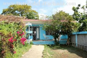 Calle Nueva # 171 entre calle Real del Jigüe y Campo.