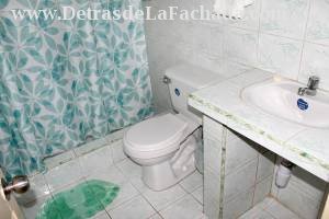 Pedro Zerquera # 170, e/c Camilo Cienfuegos y Lino Perez.