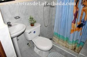 Calle Rosario # 135 entre calle Frank País y calle Cruz Verde.