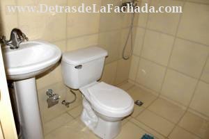 Santiago Escobar # 8 e/c Anastacio Cárdenas y Anselmo Rodríguez