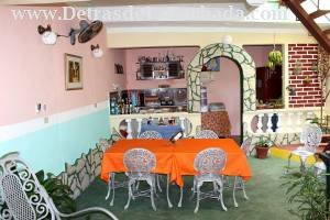 Calle Concordia # 130 entre callejón de San Diego y calle Santa Ana.