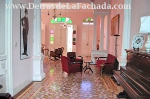 Santa Rita #465 7Reloj y Calvario