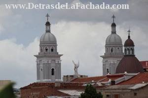 Colón № 11 Alto e/ Princesa y San Fernando