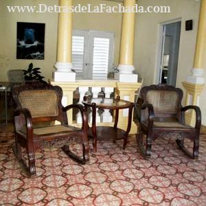 Primera Avenida Norte No. 5, entre Calle Primera Oeste y 13 de marzo