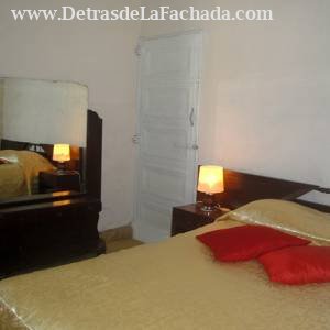 Primera Avenida Norte No. 5, entre Calle Primera Oeste y 13 de marzo