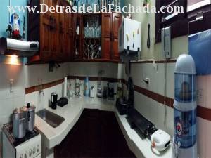 Calle Toscano(Pons y Naranjo) #66 e/ Independencia y Real. Reparto Rau´l Sancho  Santa Clara. Villa Clara.Cuba