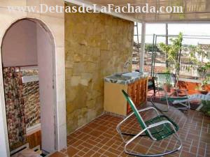 Calle Máximo Gómez #208 e/ Berenguer y e. Yanes Reparto el Carmen