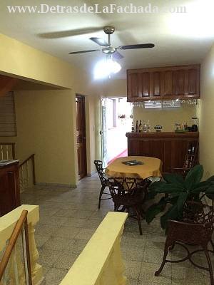 Restaurant and cocktail bar lounge