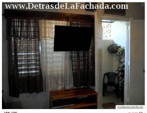 San Pablo 16 e/ Máximo Gómez y Juan Bruno Zayas. Santa Clara. Villa Clara. Cuba.