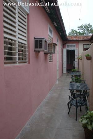 Ave 60 # 3705 % 37 y 39