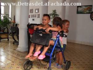 Calle San Fernando, la del Boulevard.